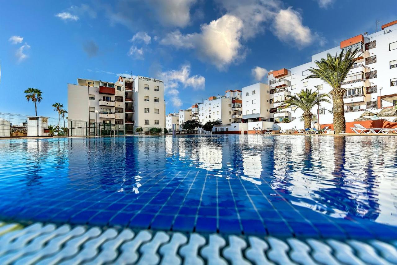 Luxury 3 Bedroom Perla Del Mar Адехе Екстериор снимка